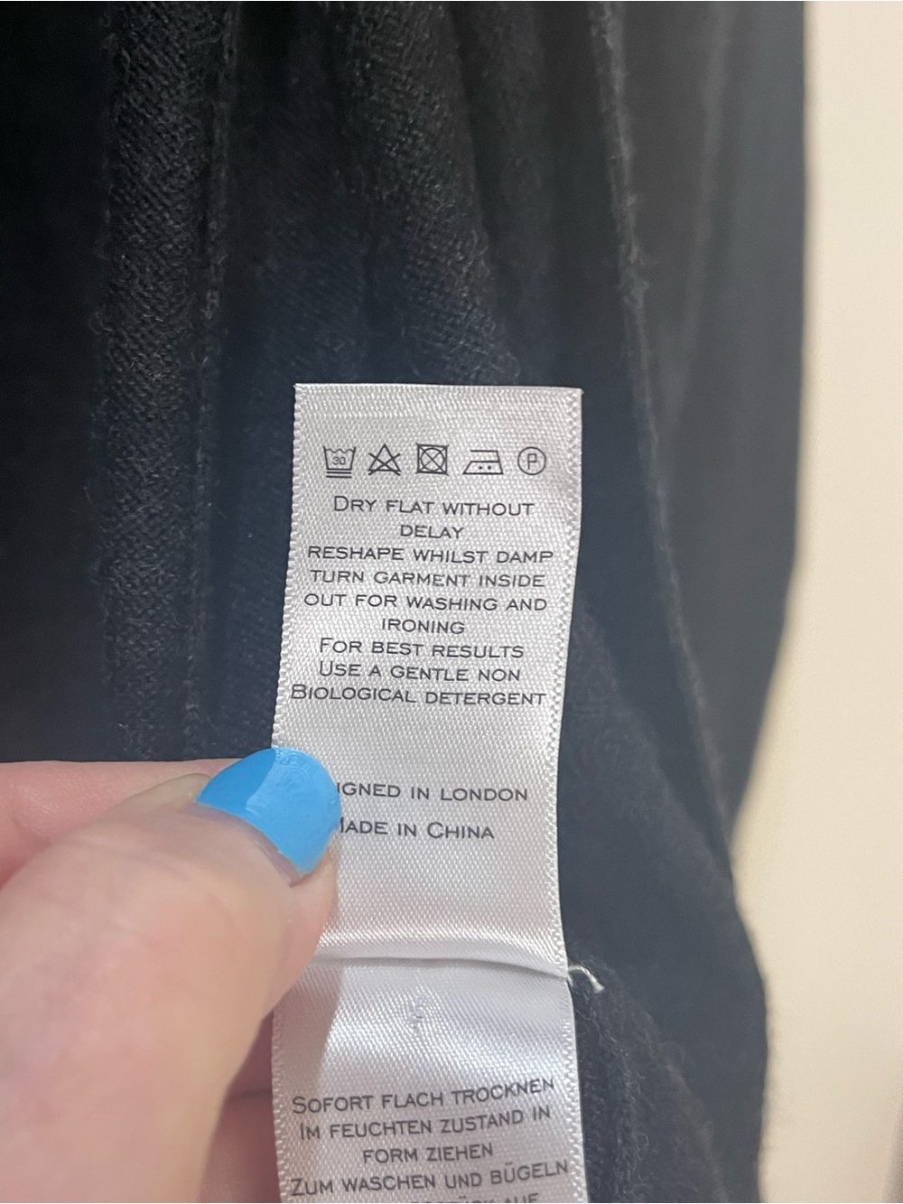 Charles Tyrwhitt Charcoal Button-Front Pure Merino Cardigan Lightweight S - Picture 8 of 8
